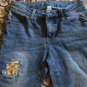 Girls skinny jeans.